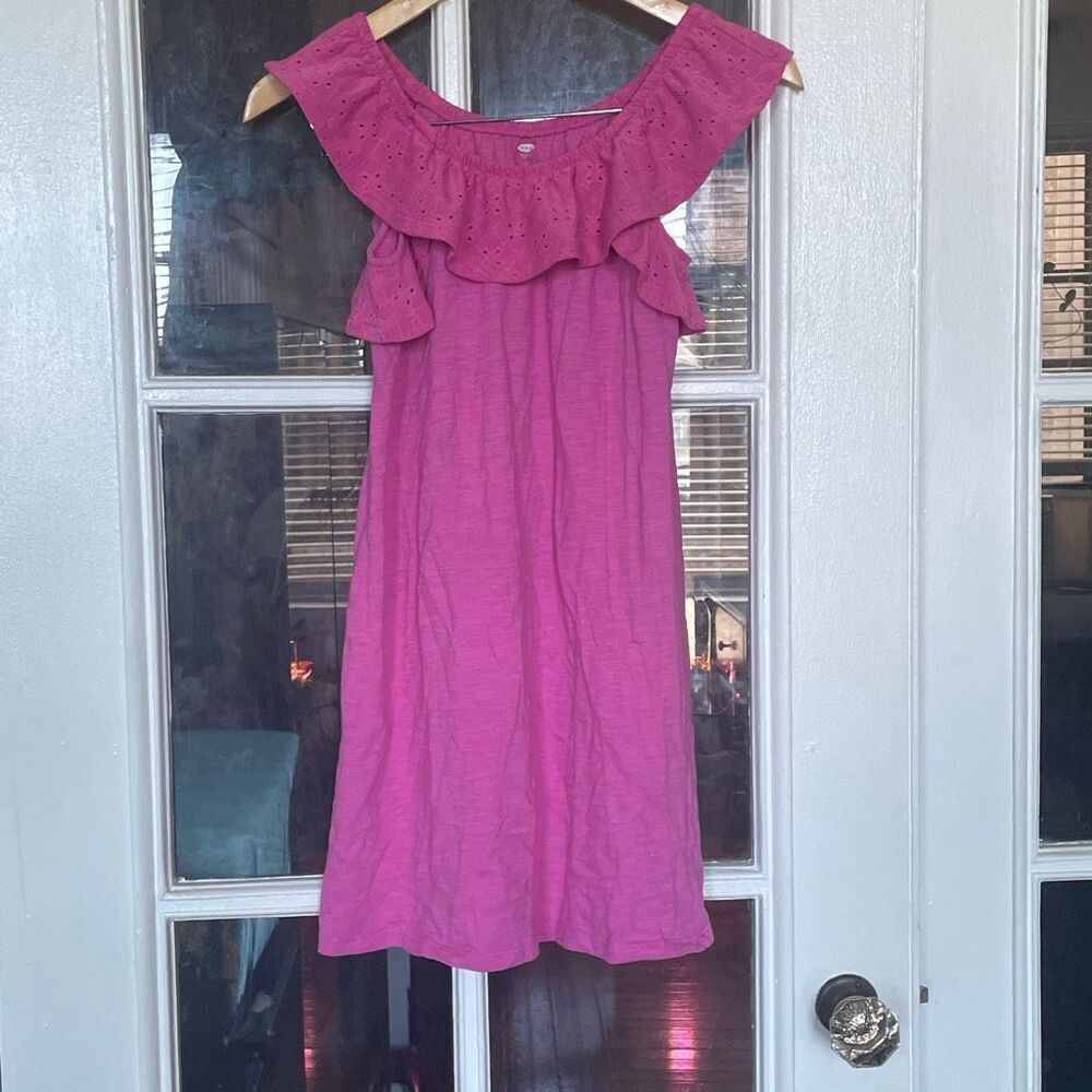 Old navy Little girls pink ruffle embroidered summer dress size large (10-12)